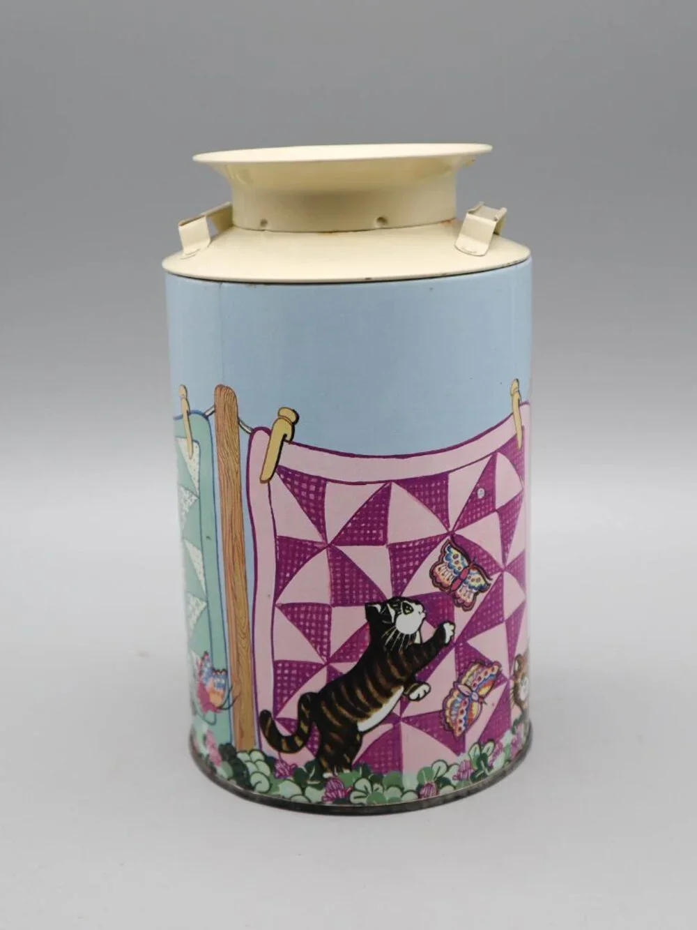 Vtg Milk Jug Storage Canister Tin Cats & Quilt Design 7